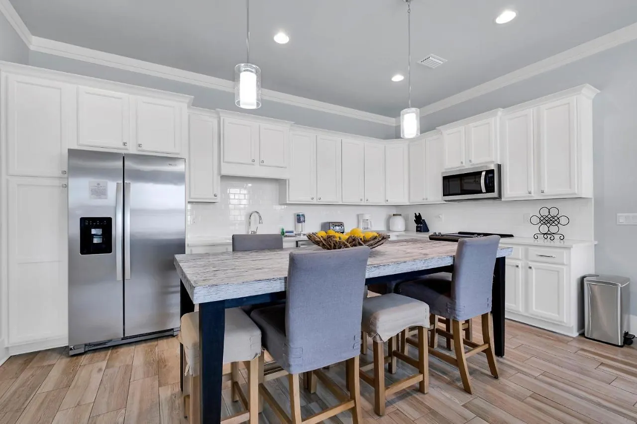 Holiday home Wahoo Chateau With Lsv And Heated Pool Destin